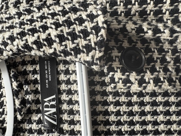 Tweed Houndstooth Shirt Jacket - Picture 2 of 4